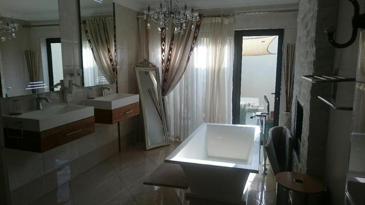 Eagle Rock Executive Guest House Kempton Park Exterior foto